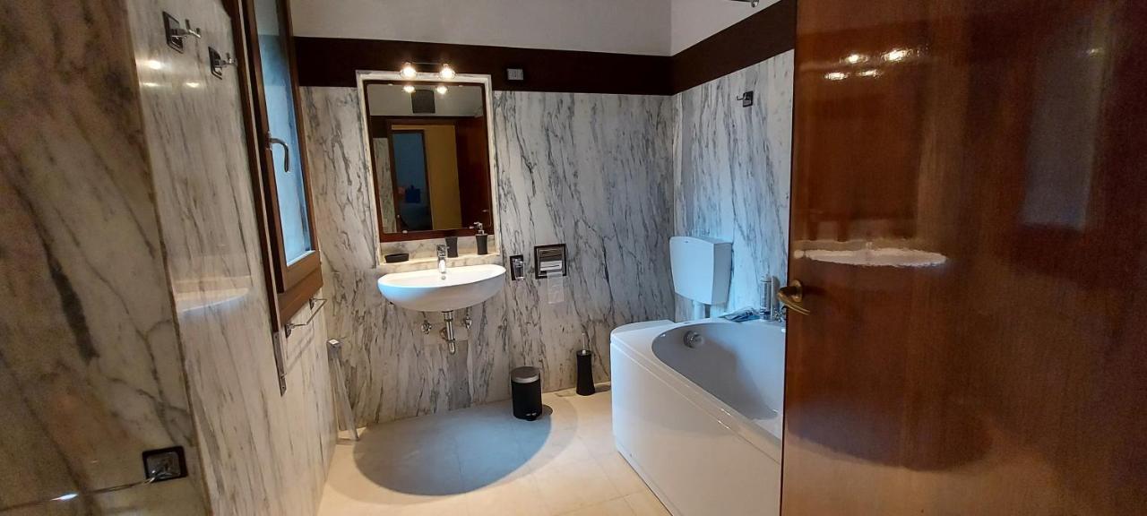 Antico Rio Acqua Dolce Apartment Venezia Eksteriør bilde